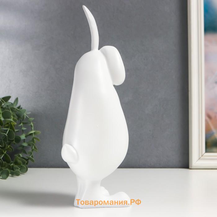 Сувенир полистоун "Белый кроль обнимает сердечко" 31х11х12 см